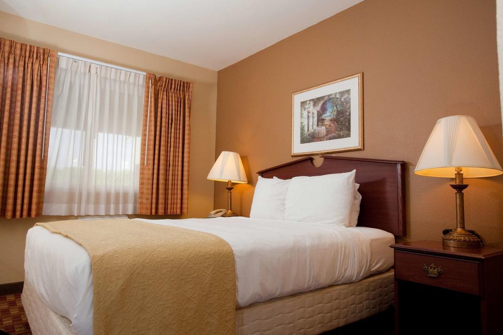 Red Lion Inn & Suites Cathedral City Palm Springs Exterior foto